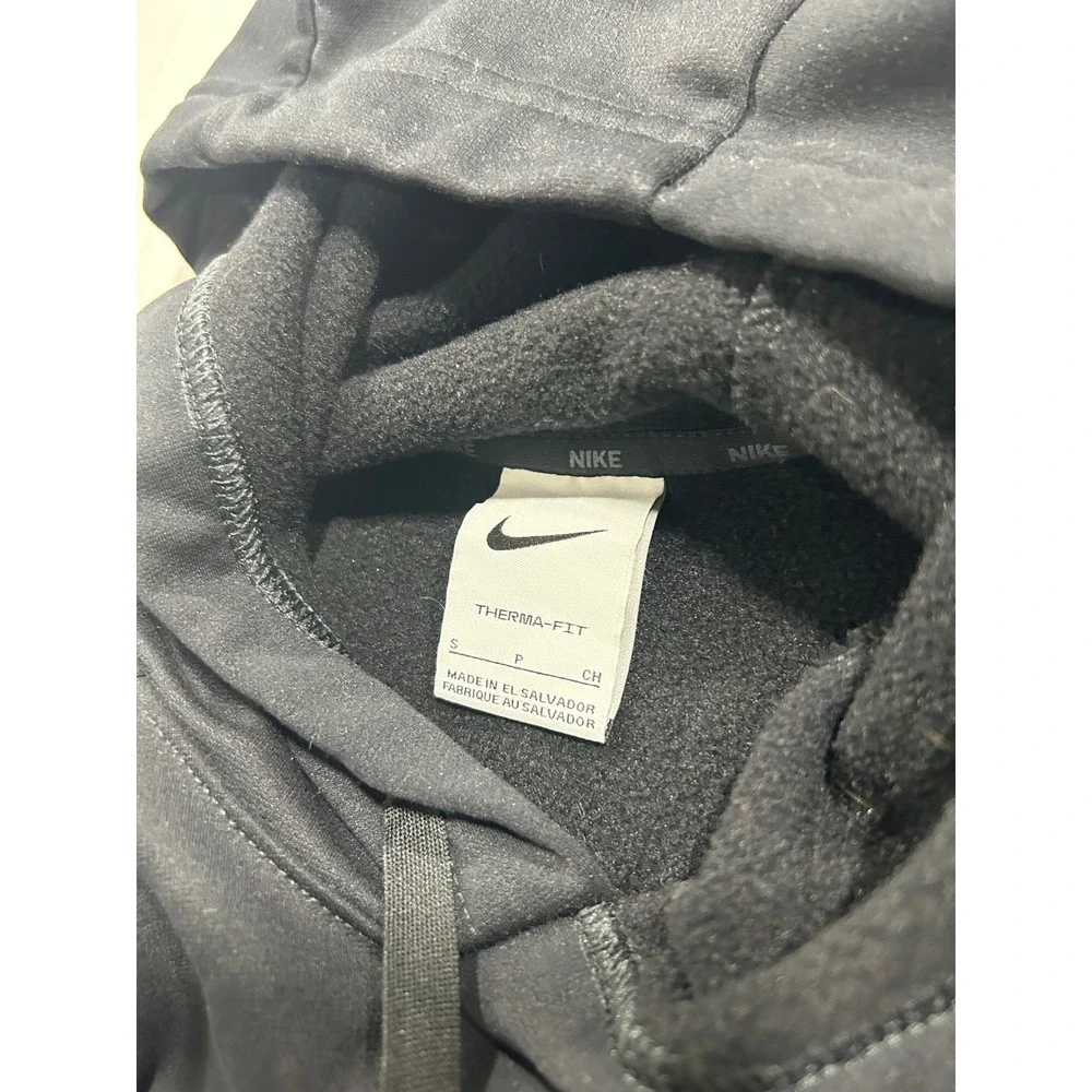 Nike Therma-FIT Black Pullover Hoodie Mens Small Raglan Shoulder‎ Zip Pocket